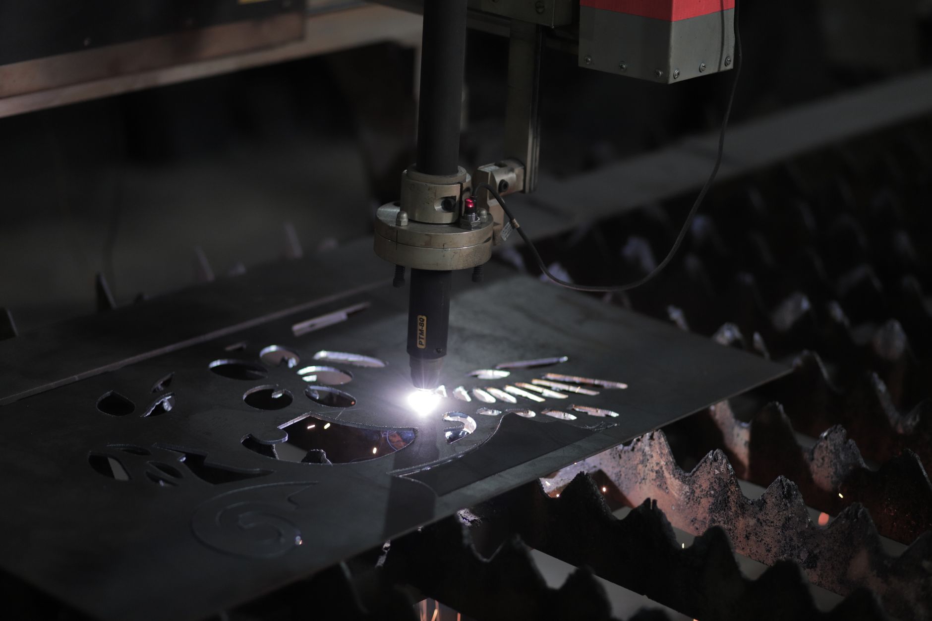 Best Metals Laser Cutting: Top 5 Picks for Precision